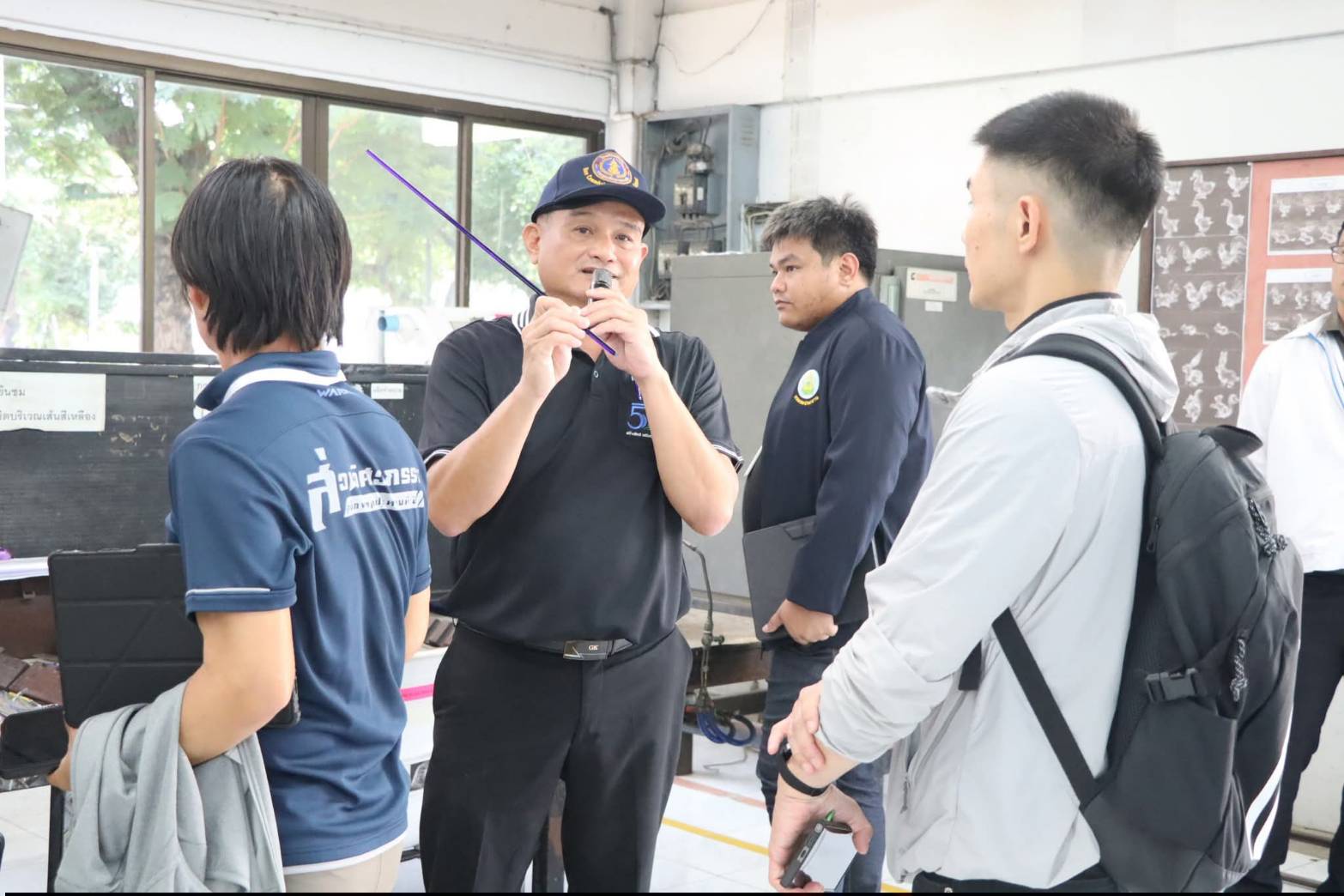 title - ผอ.ศพส. มอบหมายให้ ผู้อำนวยการกลุ่มฝึกอบรมและการพัฒนาผลิตภัณฑ์ เป็นผู้บรรยายพิเศษ ในหัวข้อเรื่อง 